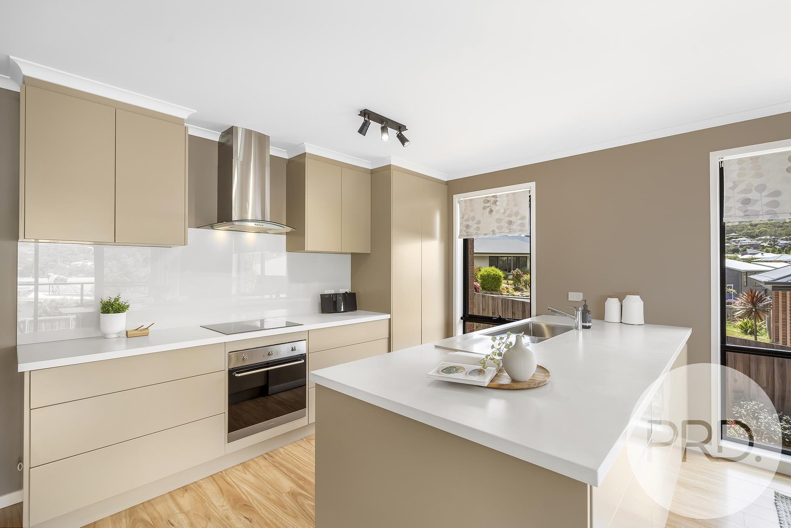 15 Eaves Court OLD BEACH 15