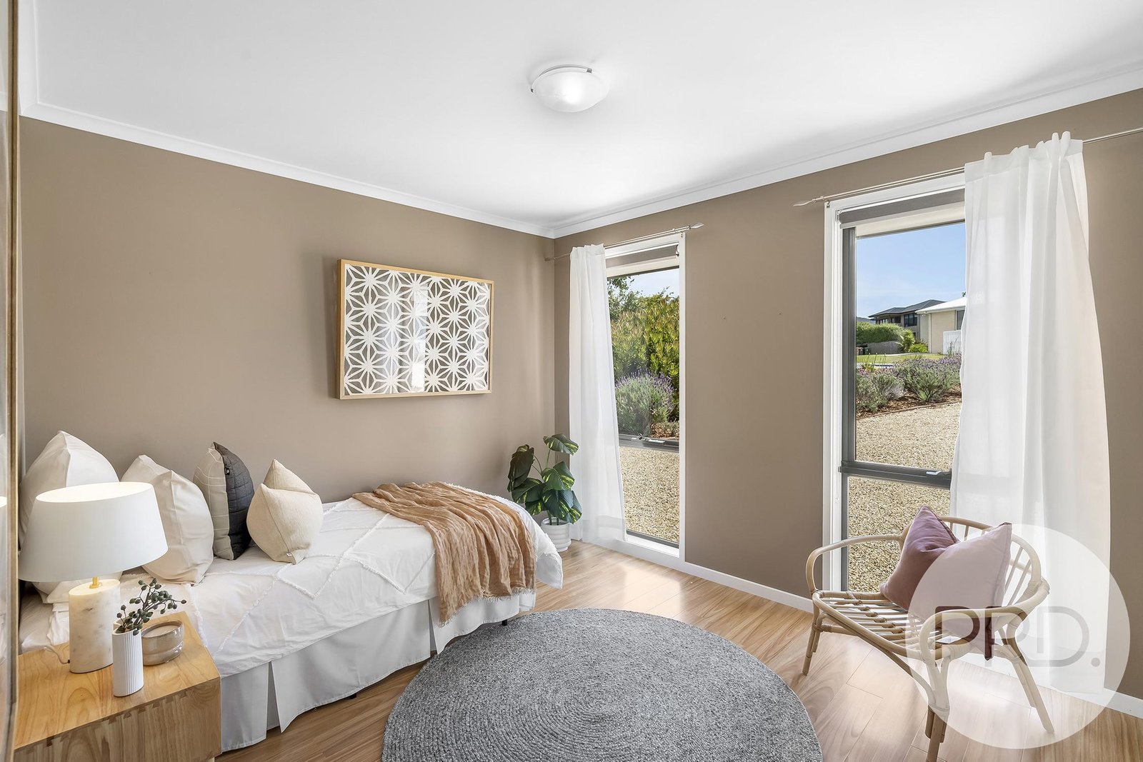 15 Eaves Court OLD BEACH 31