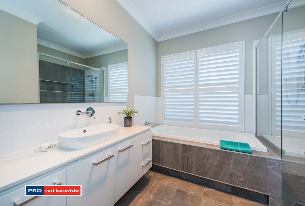 15 Ebbtide Way CORLETTE 18