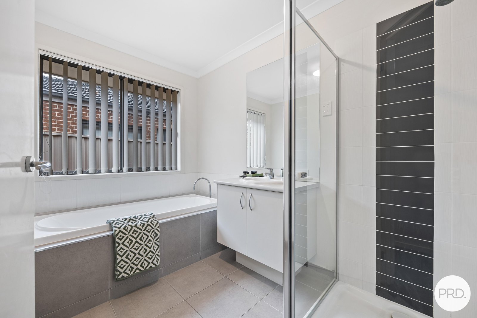 15 Echo Place ALFREDTON 11