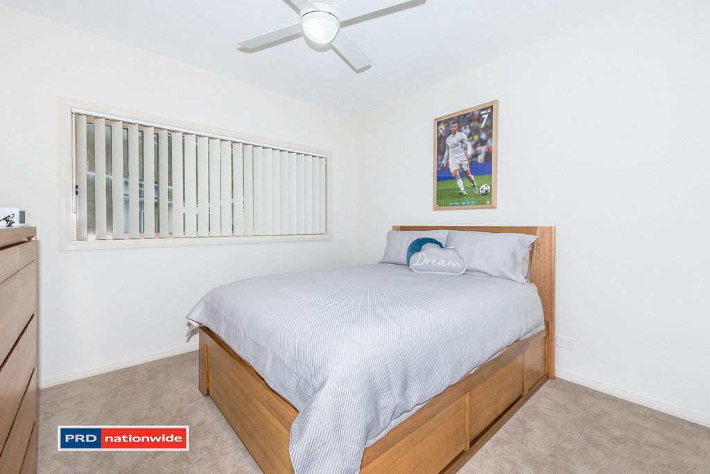 15 Echo Place,  ONE MILE 23