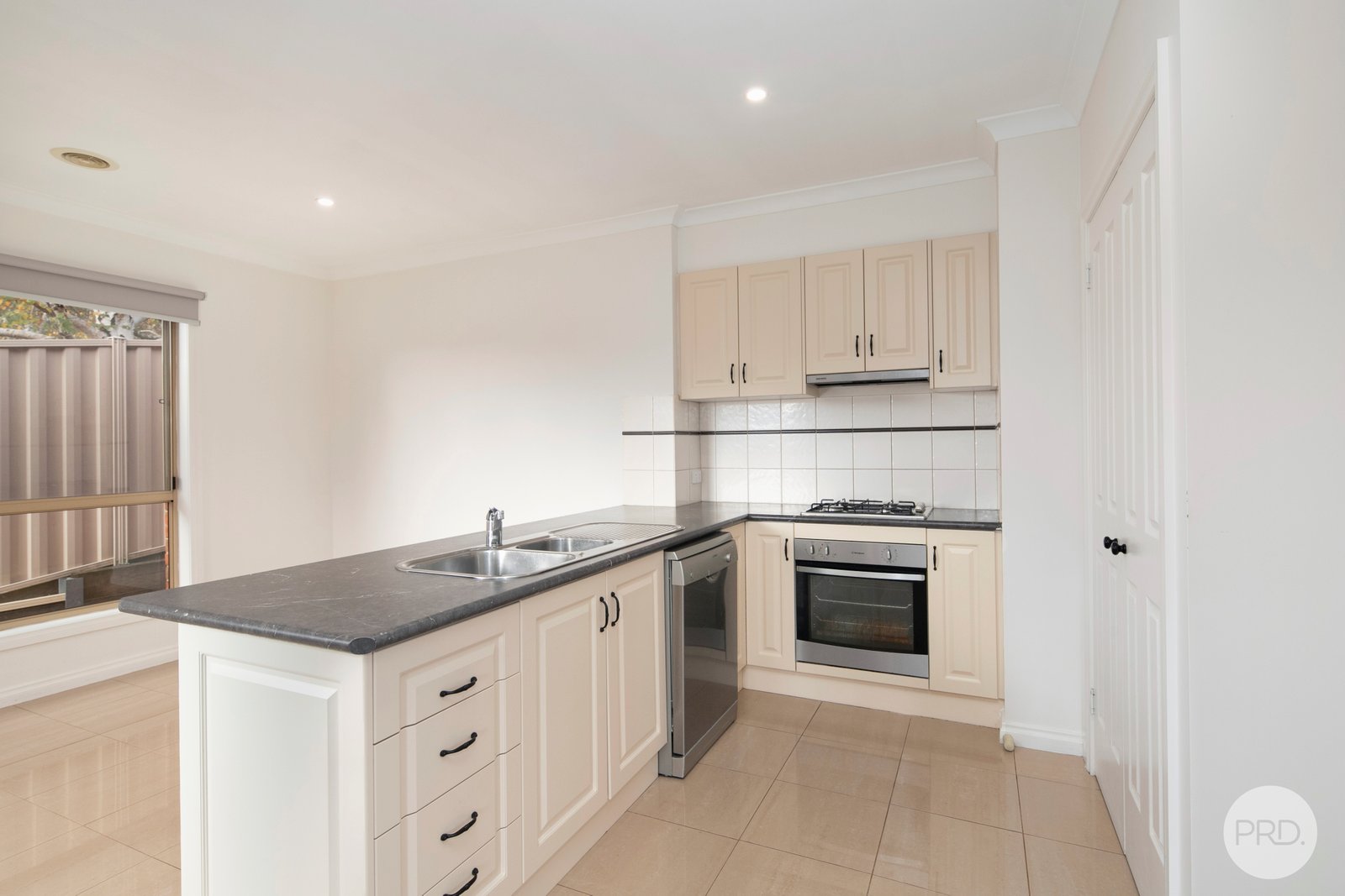 1/5 Eilish Court MOUNT HELEN 3
