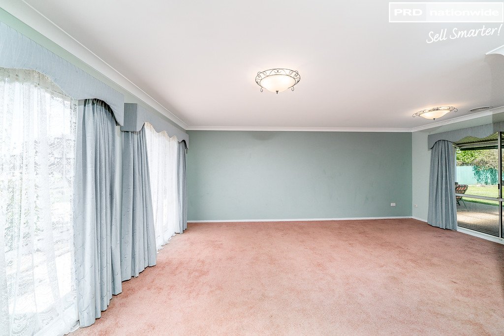 15 Elanora Place GLENFIELD PARK 5