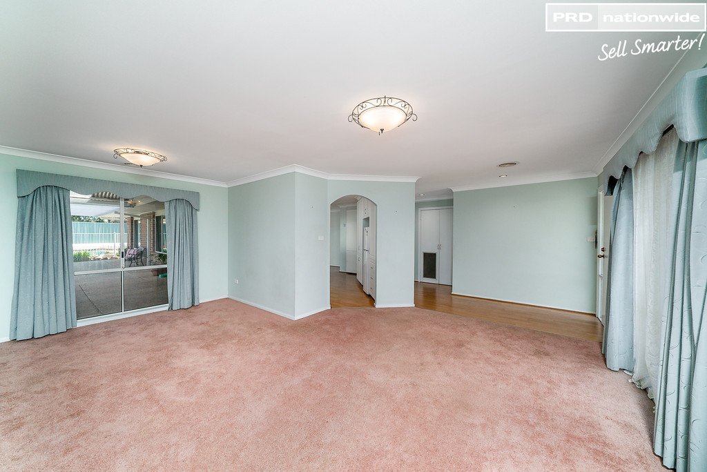 15 Elanora Place GLENFIELD PARK 14