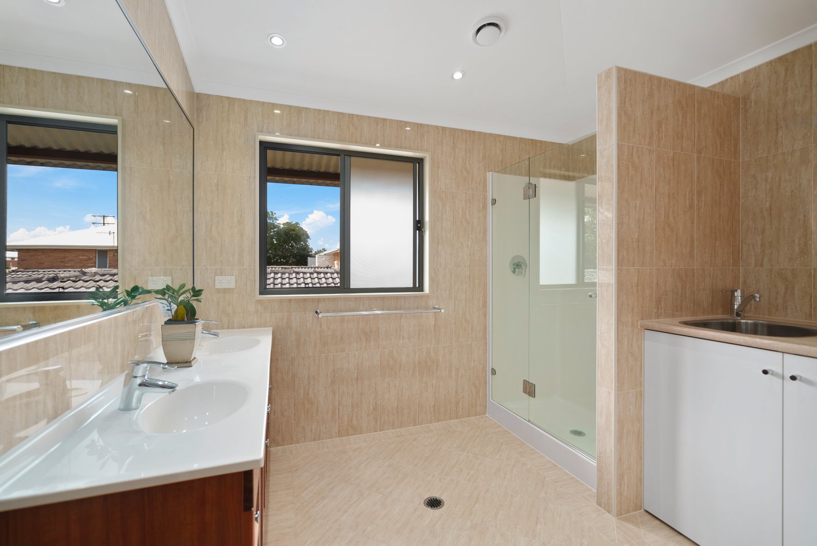 15 Eleventh Avenue PALM BEACH 14