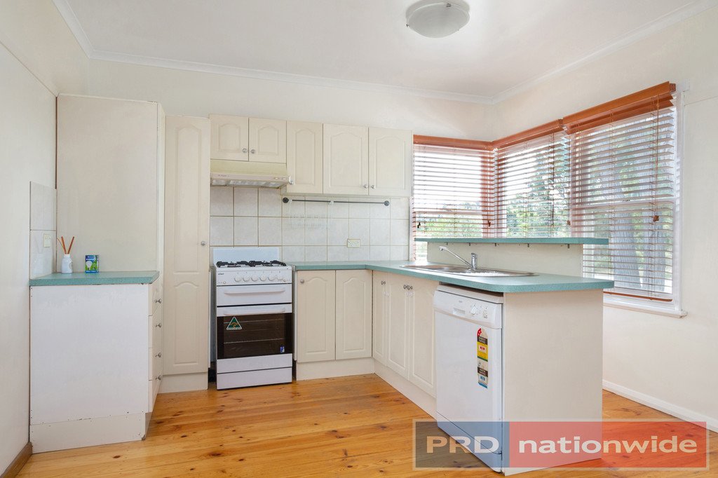 15 Elizabeth Road CRESWICK 3