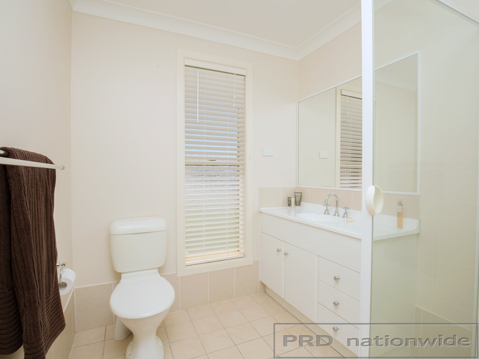 15 Elkin Close RAWORTH 12