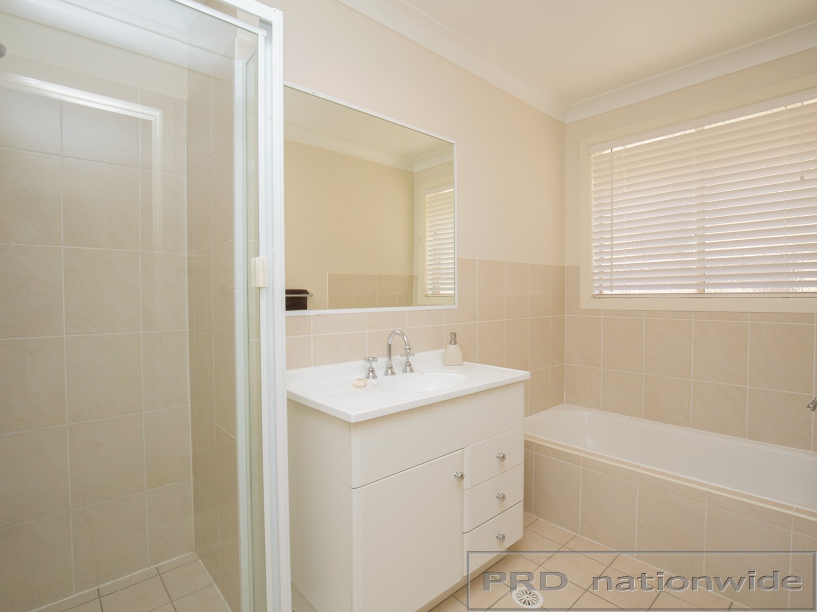 15 Elkin Close RAWORTH 14