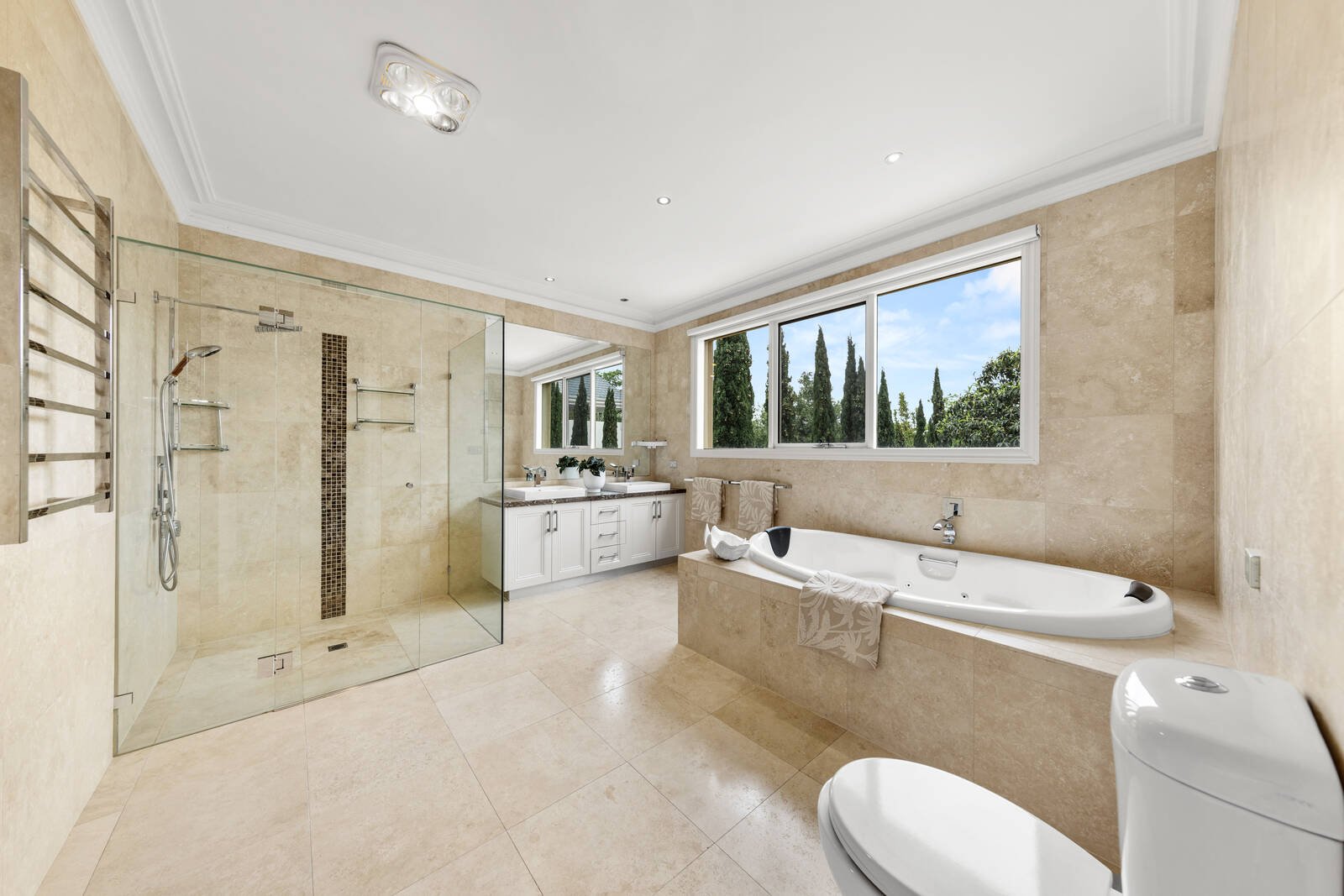 Real Estate and Property in 15 Ellen Street, Balwyn, VIC