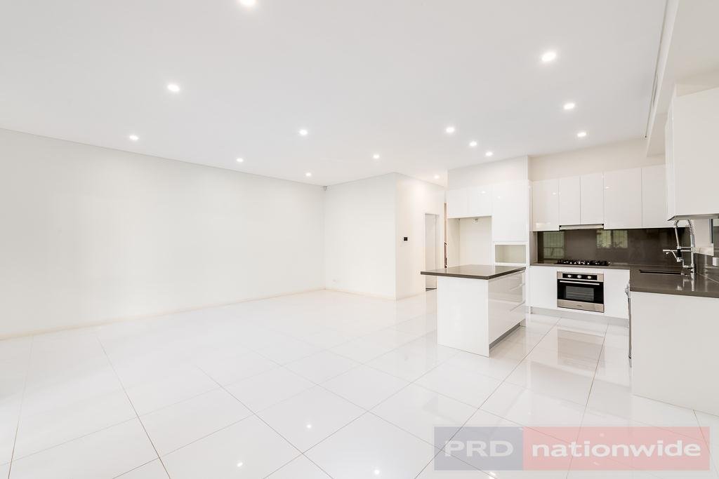 15 Enright Street EAST HILLS 3