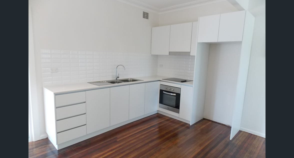 15 Epping Cl  Cambridge Park 2