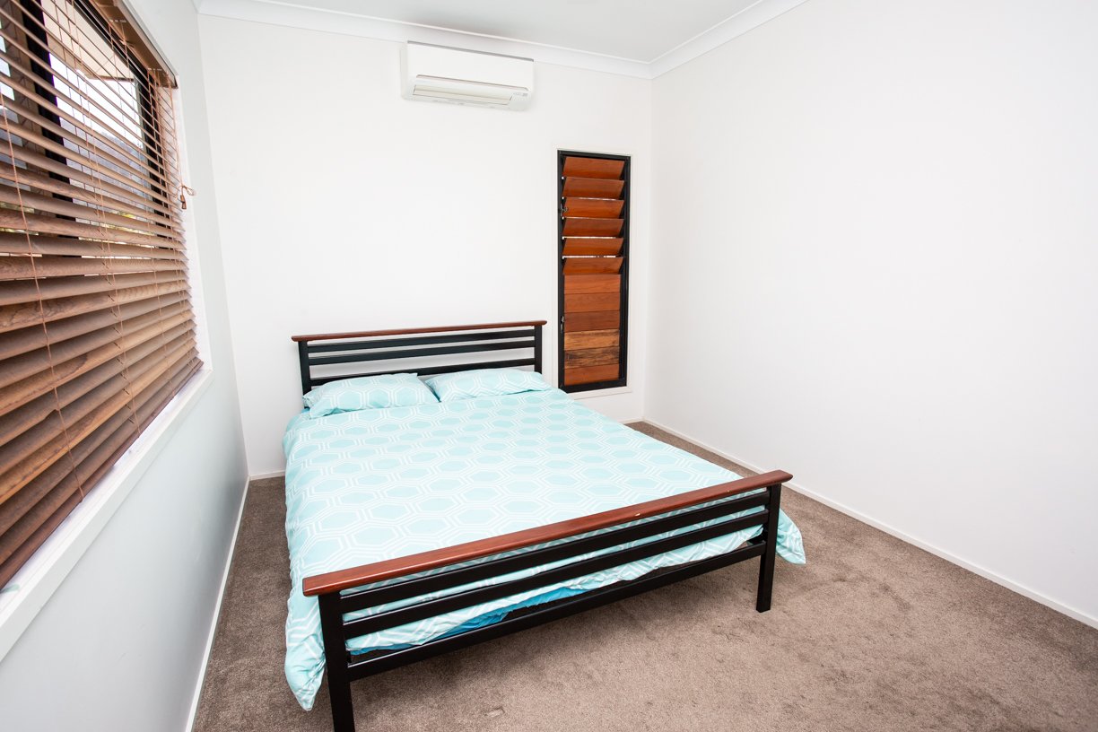 1/5 Erromango Drive JUBILEE POCKET 11