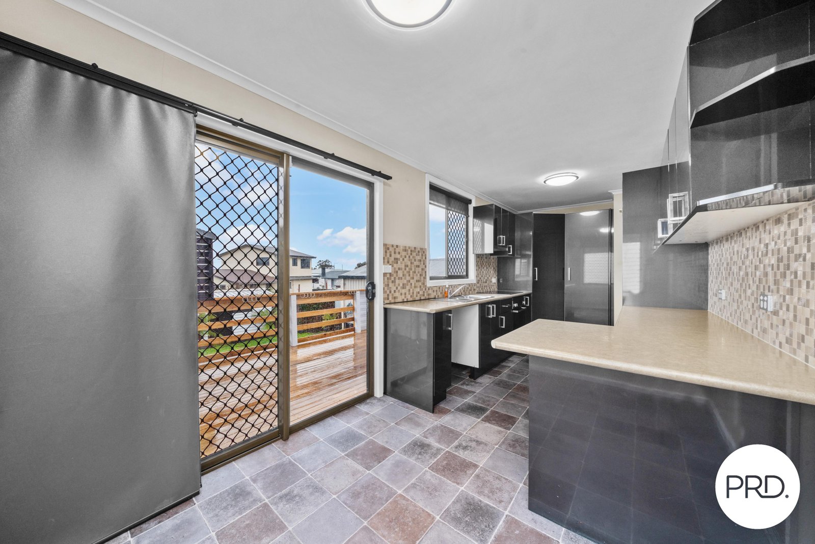 15 Esdaile Street CLAREMONT 8