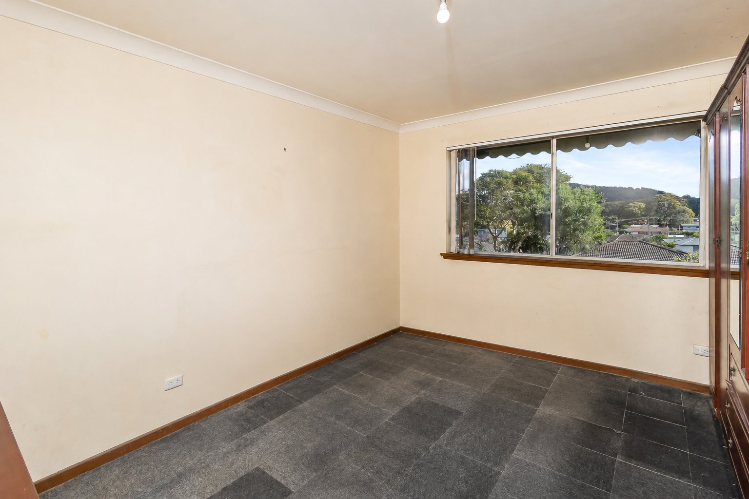 15 Essendene Road SHOAL BAY 9
