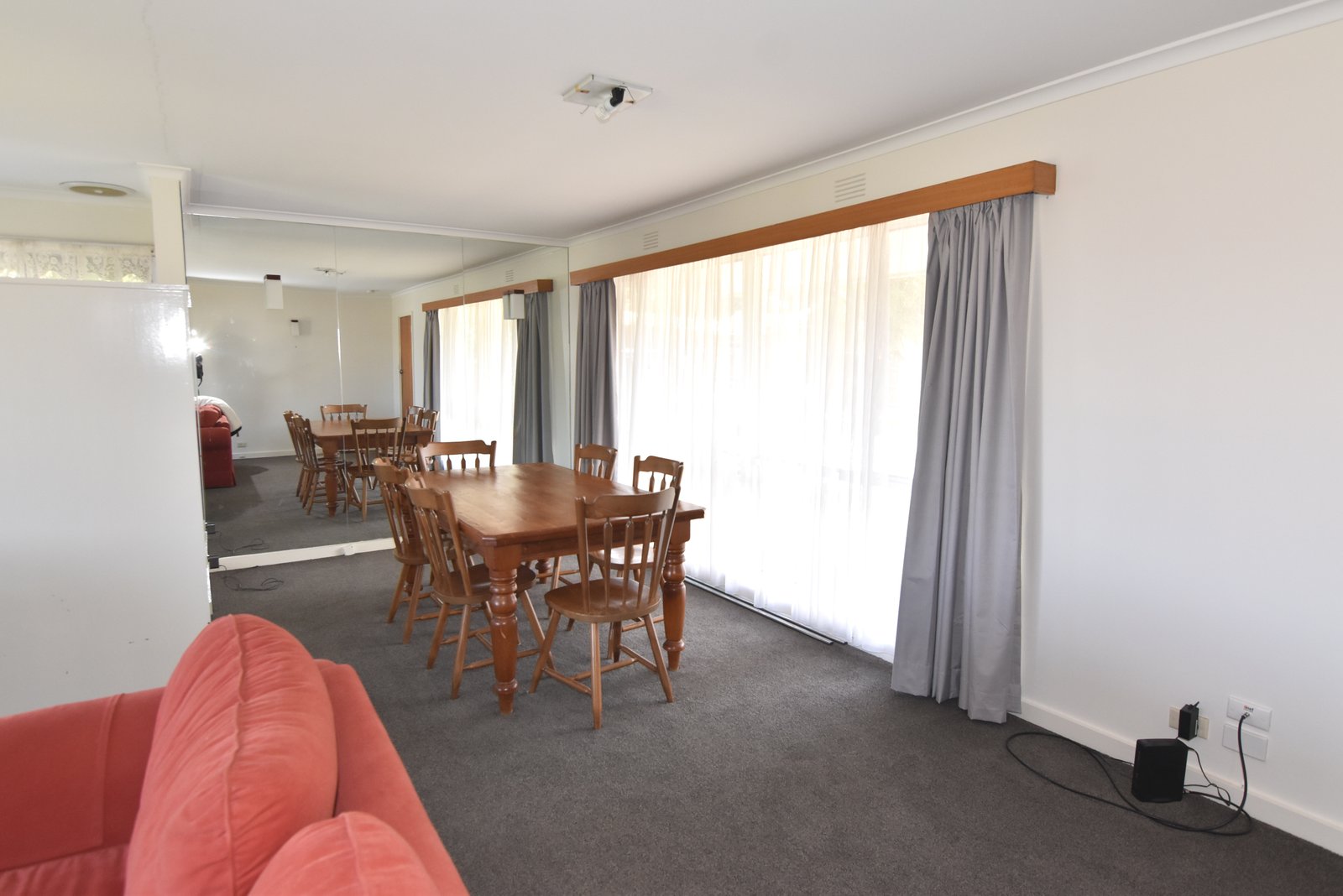 Gallery: 15 Everett Close