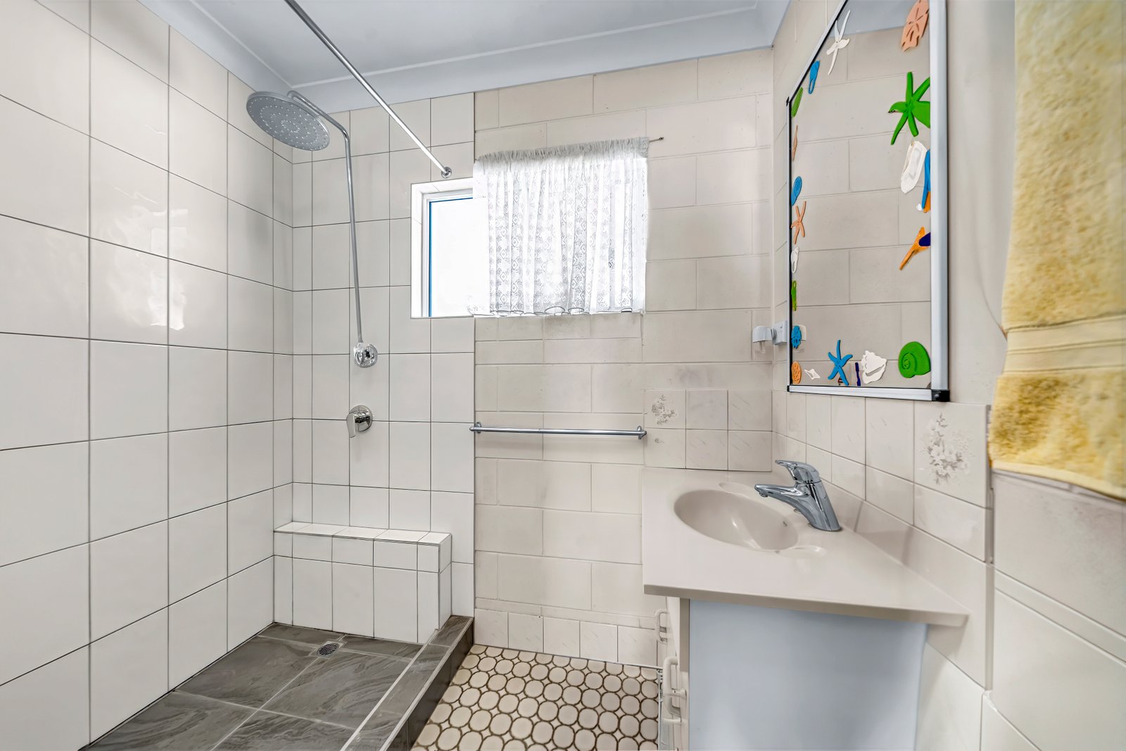 15 Eyles Road BOWEN 16