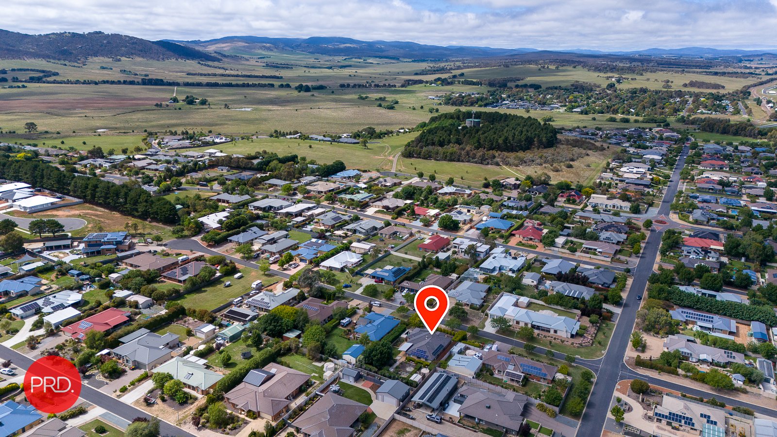 15 Eyre Street BUNGENDORE 8