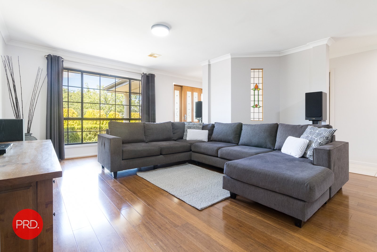 15 Eyre Street BUNGENDORE 9