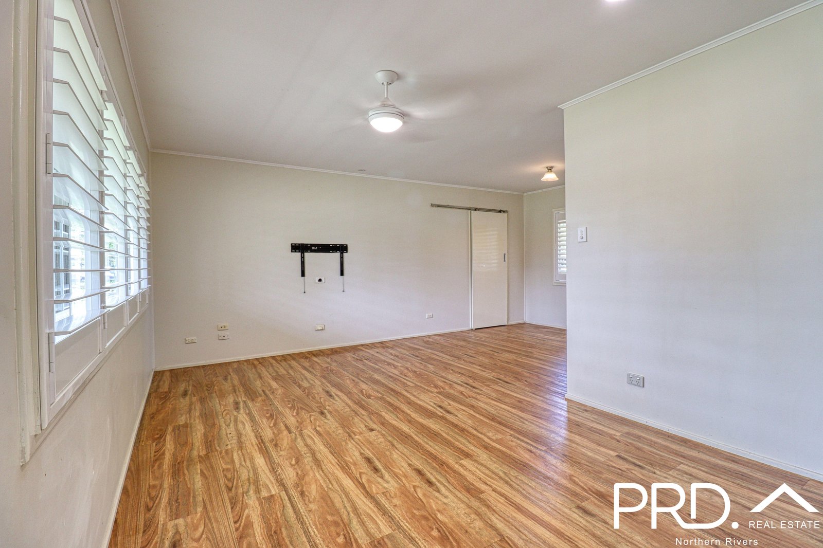 15 Fergusson Street CASINO 6