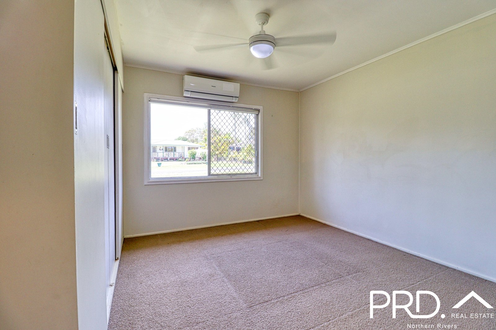 15 Fergusson Street CASINO 8