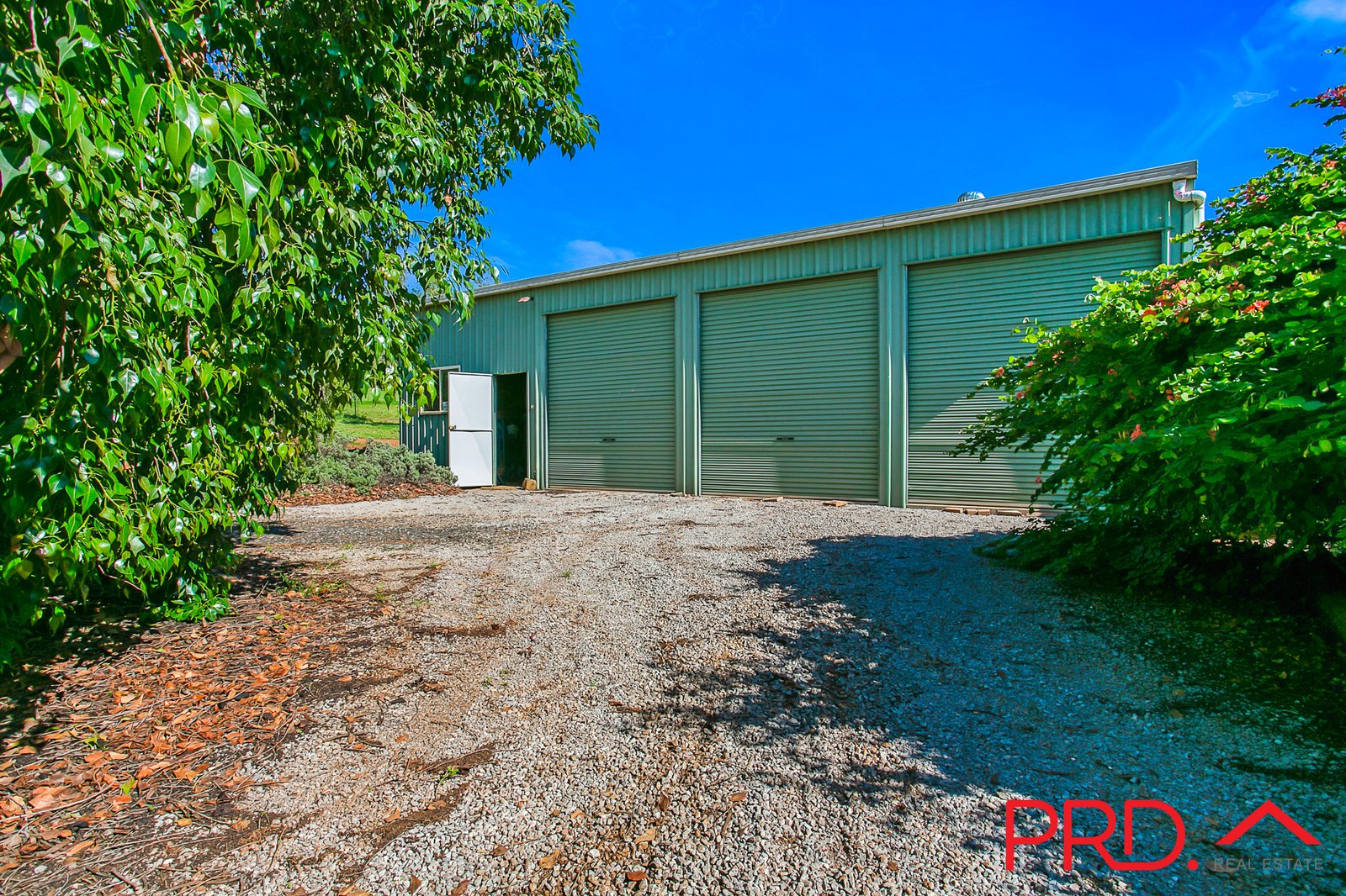 15 Fiona Drive TAMWORTH 26