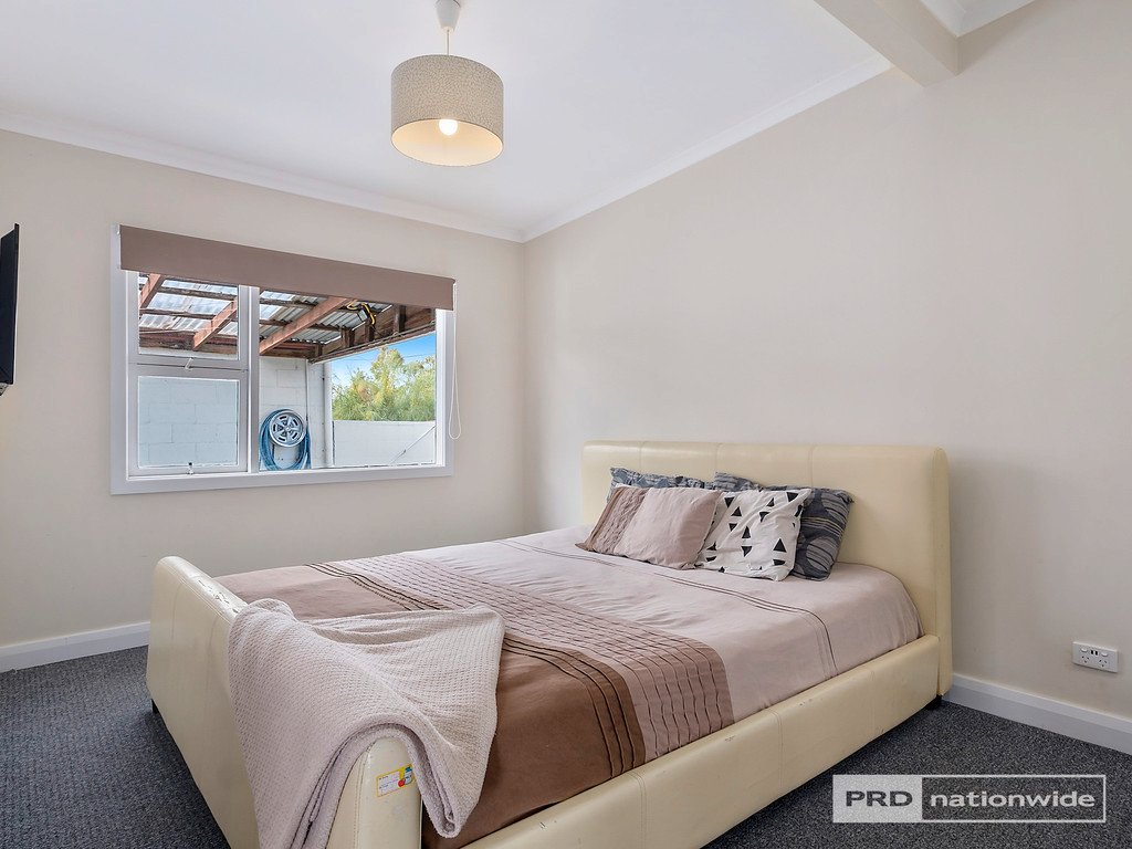 15 First Avenue MIDWAY POINT 8