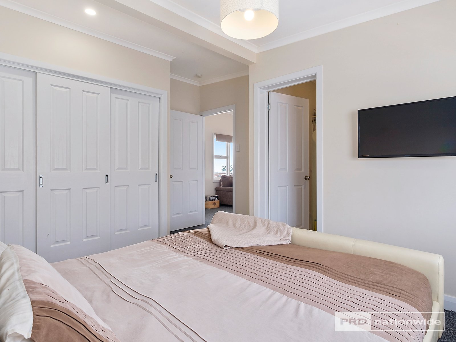 15 First Avenue MIDWAY POINT 9