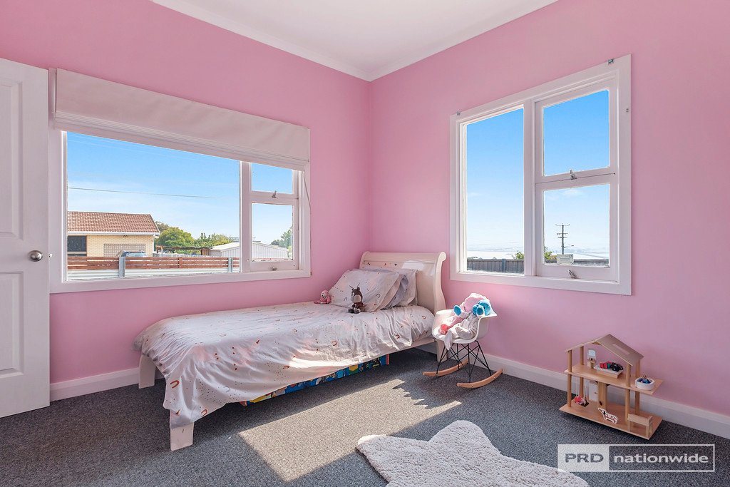 15 First Avenue MIDWAY POINT 13