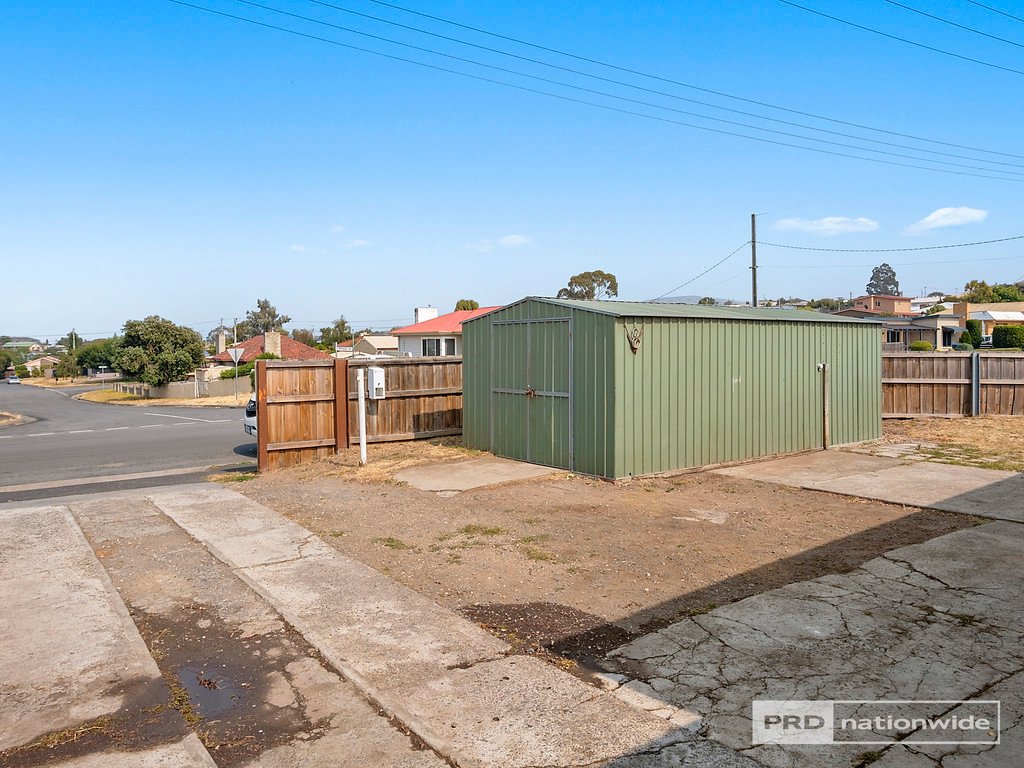 15 First Avenue MIDWAY POINT 16