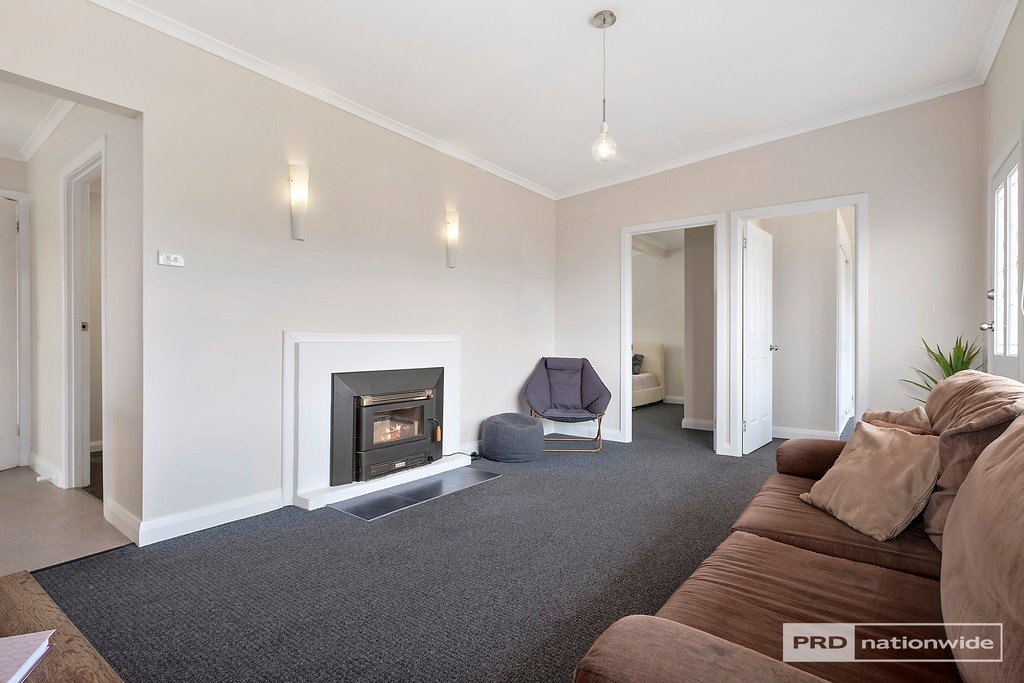 15 First Avenue MIDWAY POINT 18