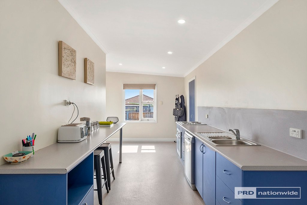 15 First Avenue MIDWAY POINT 20