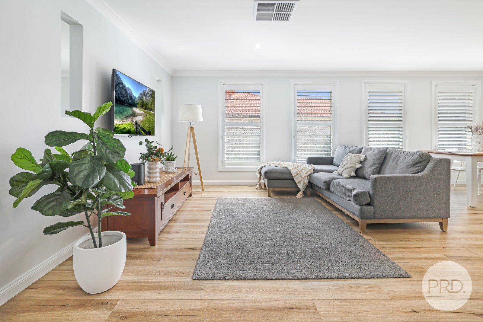 15 Fishermans Place TAMWORTH 10