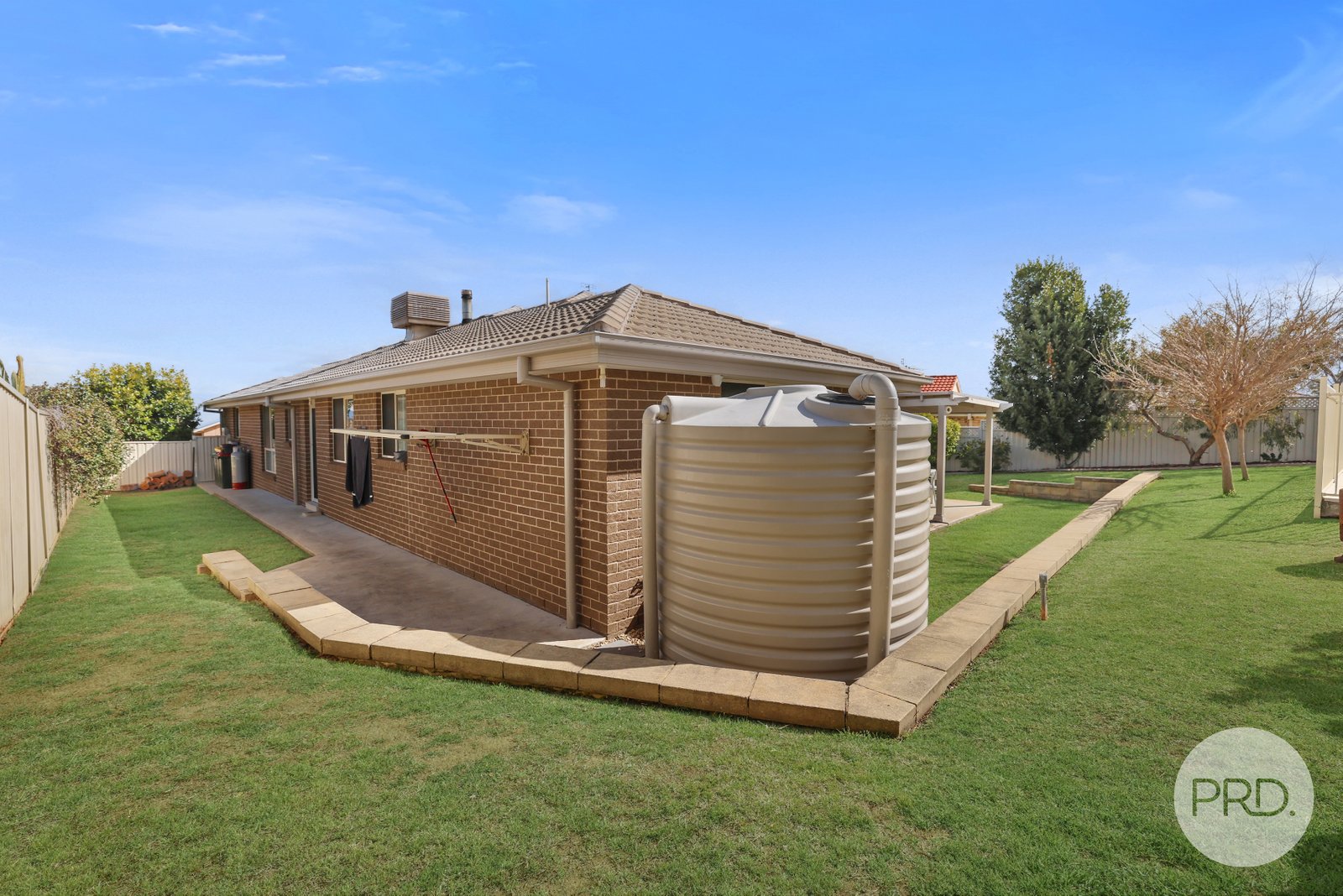 15 Fishermans Place TAMWORTH 32