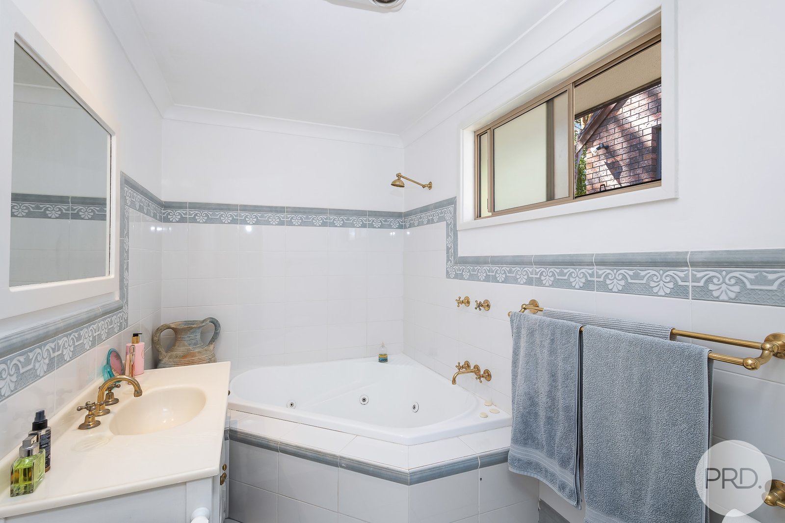 15 Flannel Flower Fairway SHOAL BAY 21