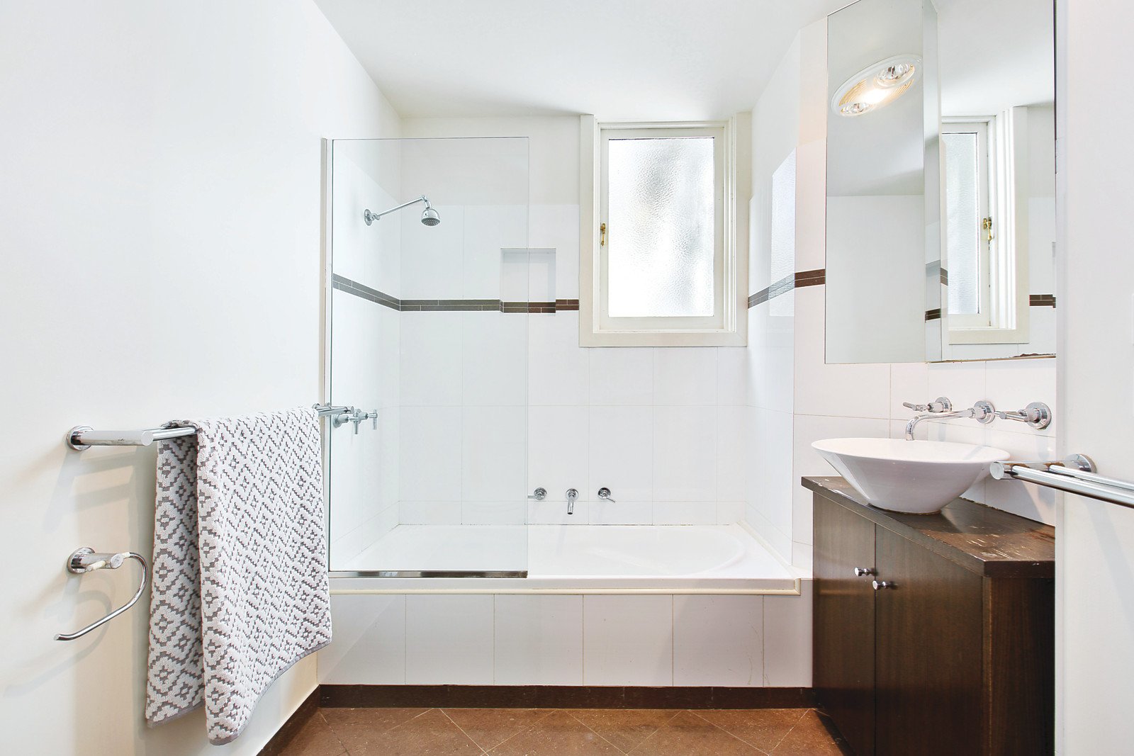 15 Florence Road, Surrey Hills, VIC