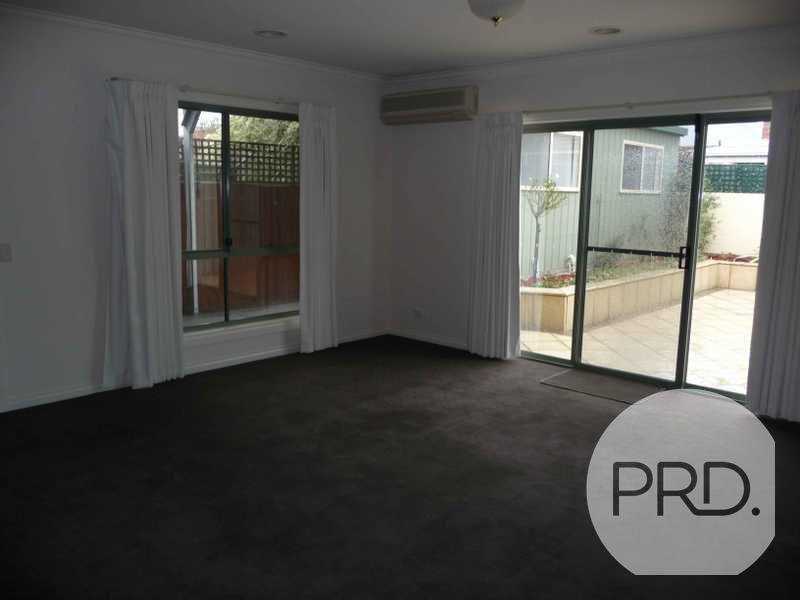15 Fore Street LAKE WENDOUREE 3