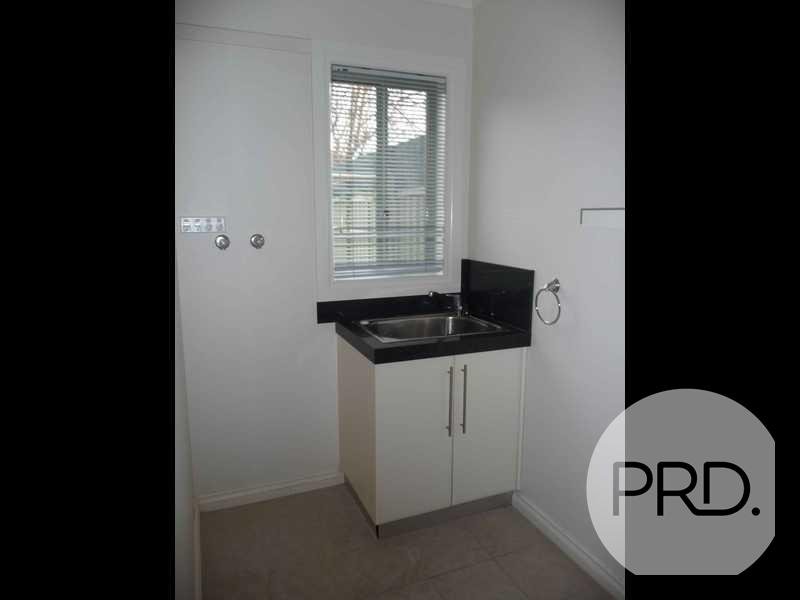 15 Fore Street LAKE WENDOUREE 13