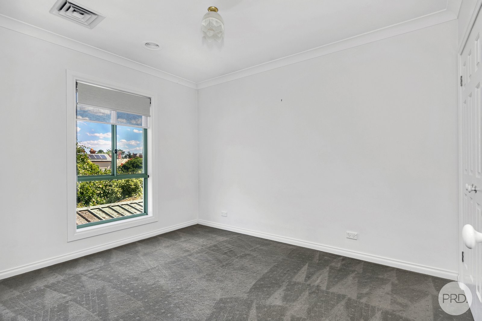 15 Fore Street LAKE WENDOUREE 8