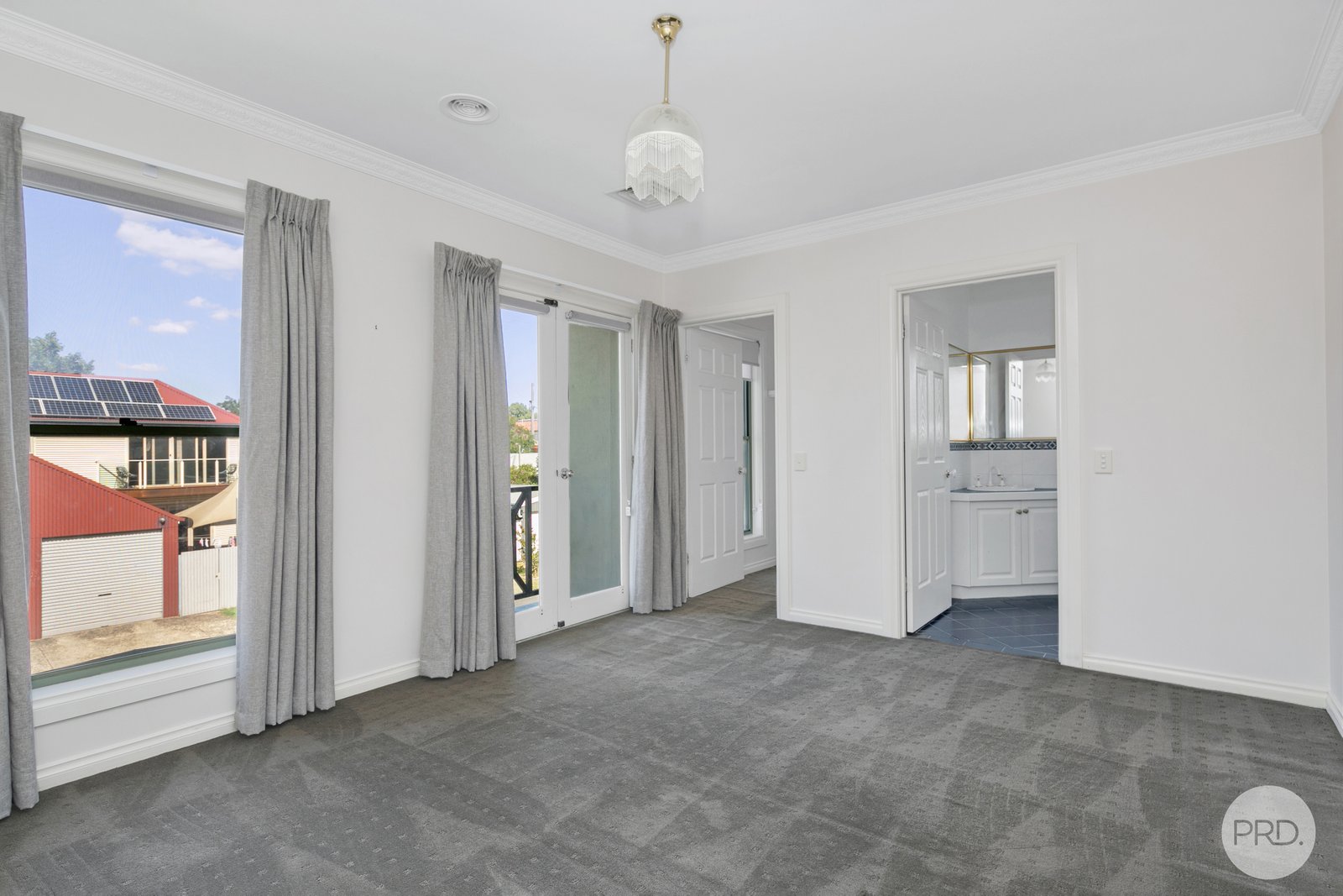 15 Fore Street LAKE WENDOUREE 12