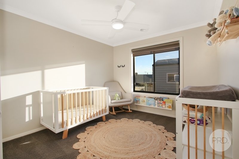 15 Forest Drive THURGOONA 11