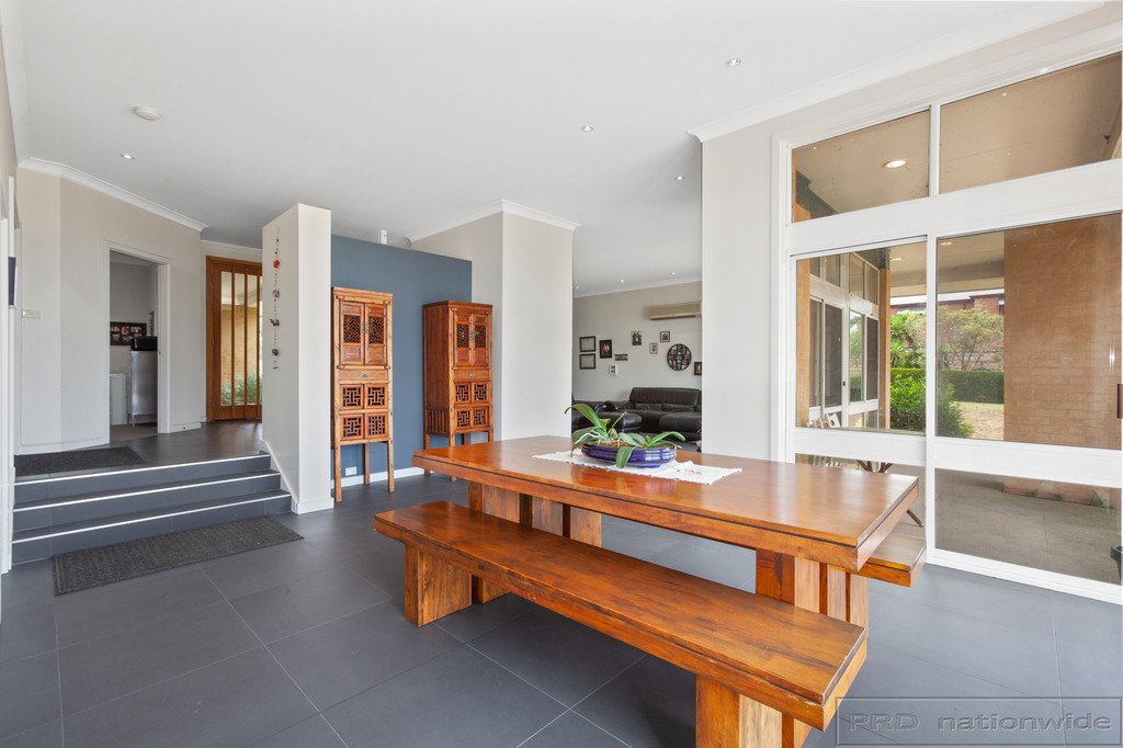 15 Forsythe Parade BLACK HILL 5