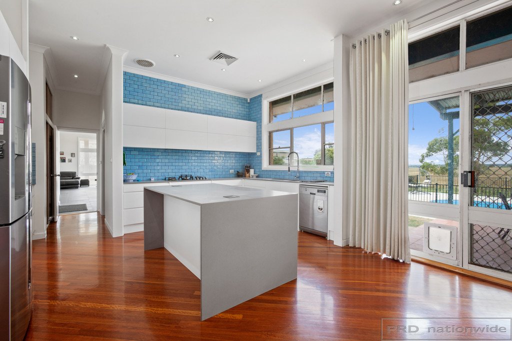 15 Forsythe Parade BLACK HILL 10