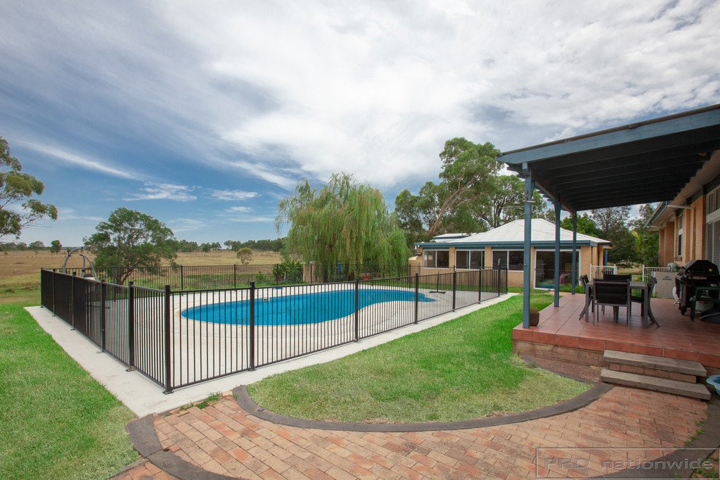 15 Forsythe Parade BLACK HILL 23