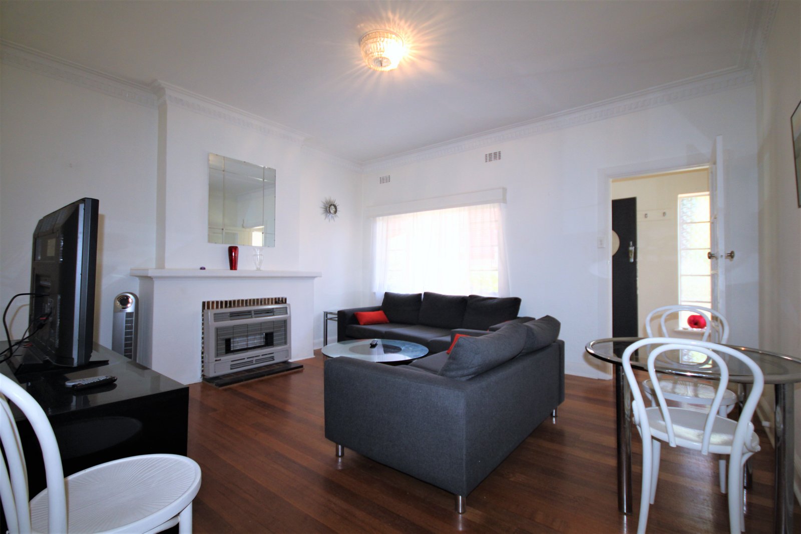 Gallery: 1/5 Foster Street