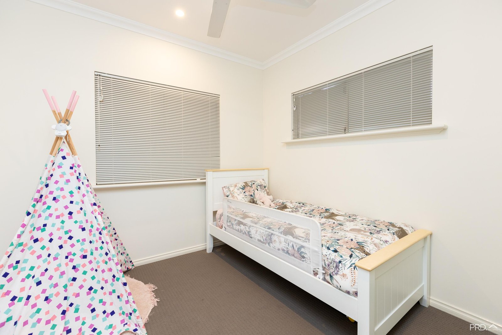 15 Foy Way BILINGURR 8