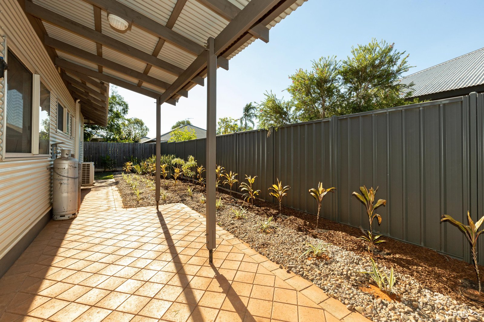 15 Foy Way BILINGURR 19