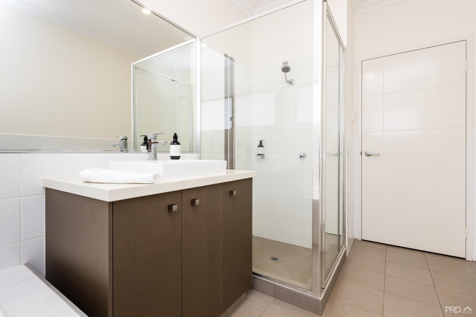 15 Foy Way BILINGURR 21