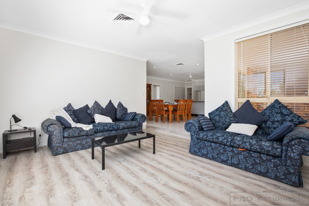 15 Freeman Drive LOCHINVAR 9
