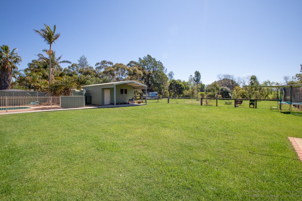 15 Freeman Drive LOCHINVAR 16