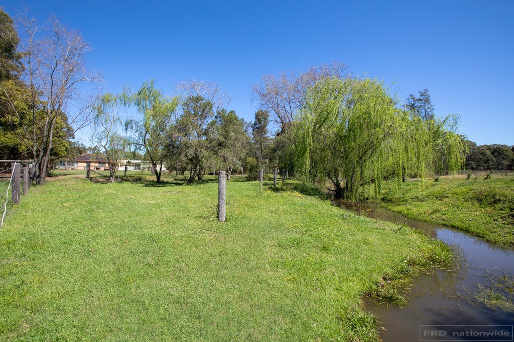 15 Freeman Drive LOCHINVAR 24